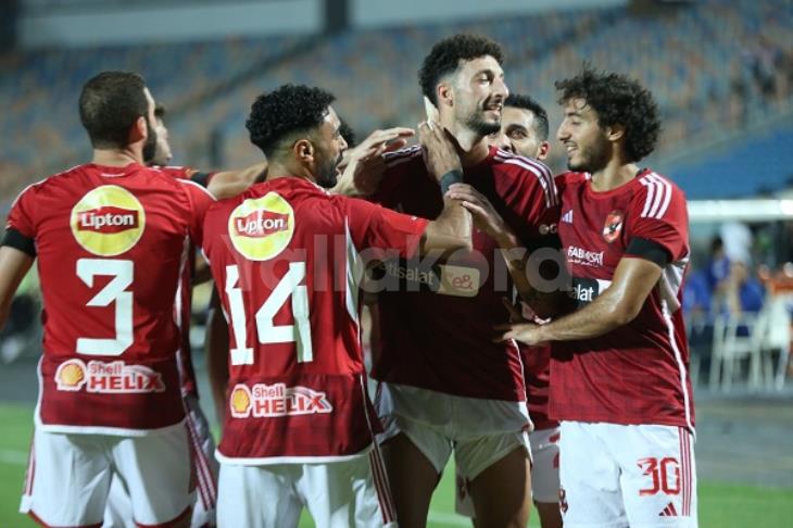 ربيعة ينفرد برقم قياسي.. دوري 44 مهد طريق الإنجازات لـ5 لاعبين في الأهلي